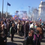 Una manifestazione dei conservatori nelle strade di Parigi Una manifestazione dei conservatori nelle strade di Parigi