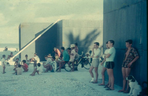 1 avant entrée blockhaus 1966