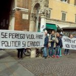 Il giornale degli alpini tifa invasione, e un socio gli manda una lettera di fuoco. Mentre un arcivescovo… Il giornale degli alpini tifa invasione, e un socio gli manda una lettera di fuoco. Mentre un arcivescovo…