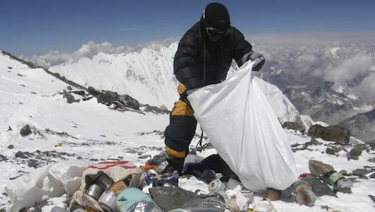 montagna rifiuti