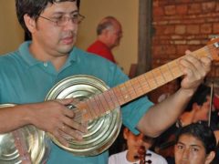 Paraguay: “Il mondo ci manda spazzatura, noi gli restituiamo musica” Paraguay: “Il mondo ci manda spazzatura, noi gli restituiamo musica”