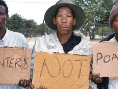 Boscimani arrestati per bracconaggio in Botswana (ma l’ecologia c’entra poco) Boscimani arrestati per bracconaggio in Botswana (ma l’ecologia c’entra poco)