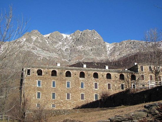 la caverna dell’uomo selvatico